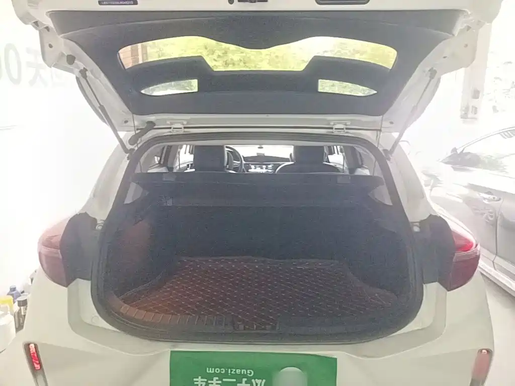 Geely Emgrand GS — миниатюра 19