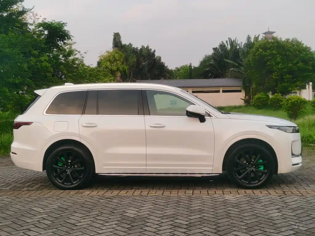 Li Auto Li ONE — миниатюра 4