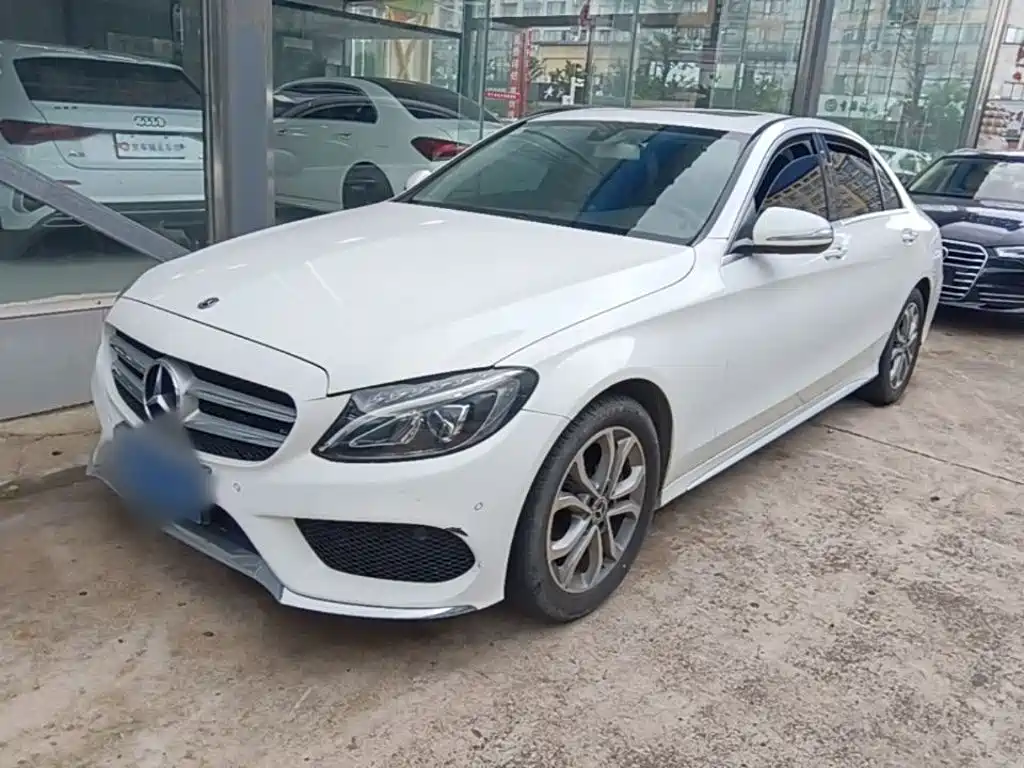 Mercedes-Benz C-Class — миниатюра 2
