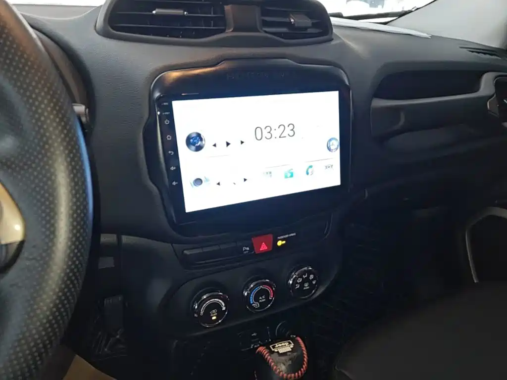 Jeep Renegade — миниатюра 13