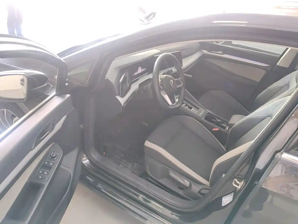 Volkswagen Golf — миниатюра 16