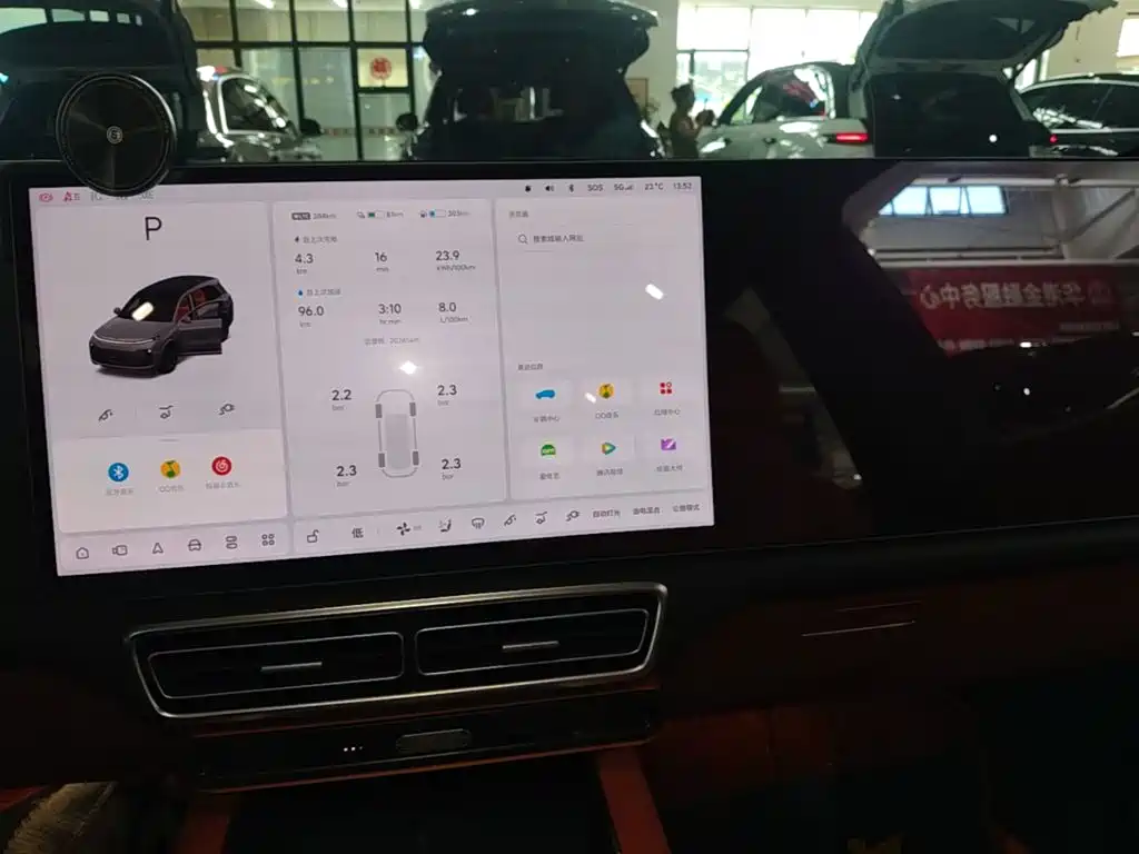 Li Auto Li L8 — миниатюра 13