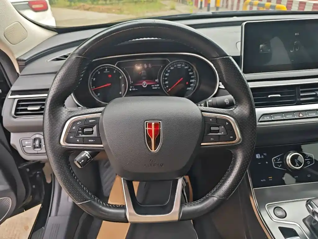 Hongqi Hongqi H5 — миниатюра 11