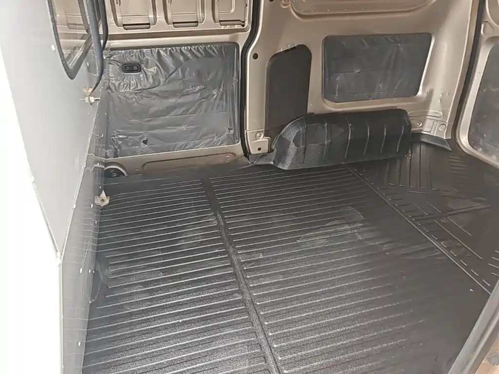 Wuling Hongguang V — миниатюра 17
