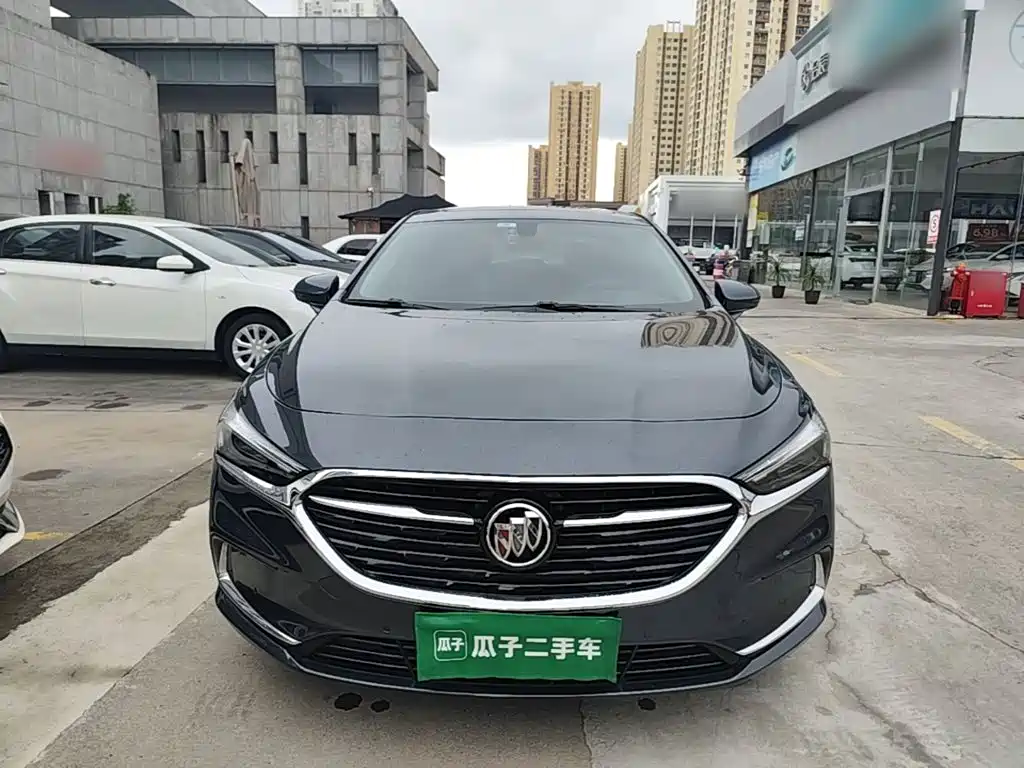 Buick LaCrosse — миниатюра 3