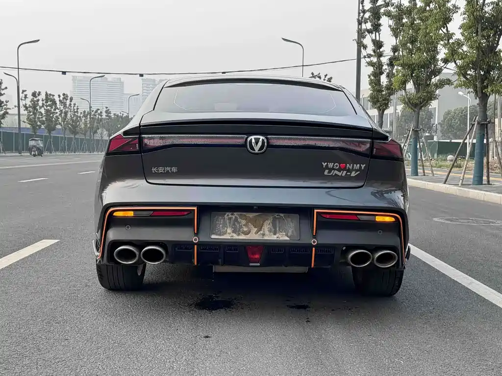Changan UNI-V — миниатюра 8