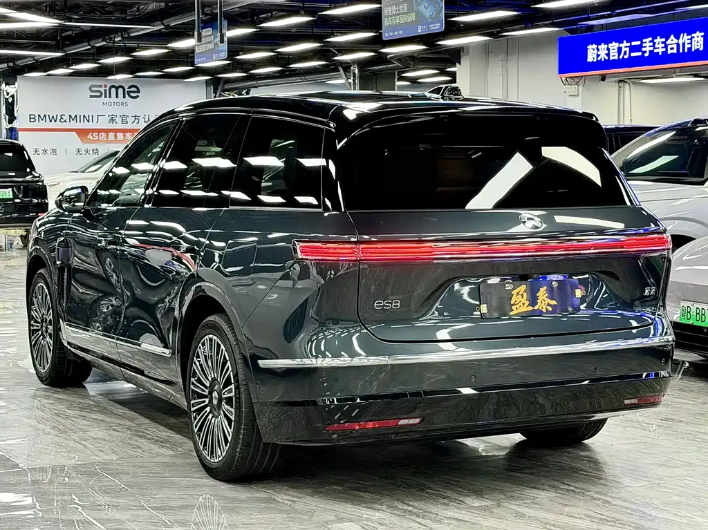 NIO ES8 — миниатюра 5