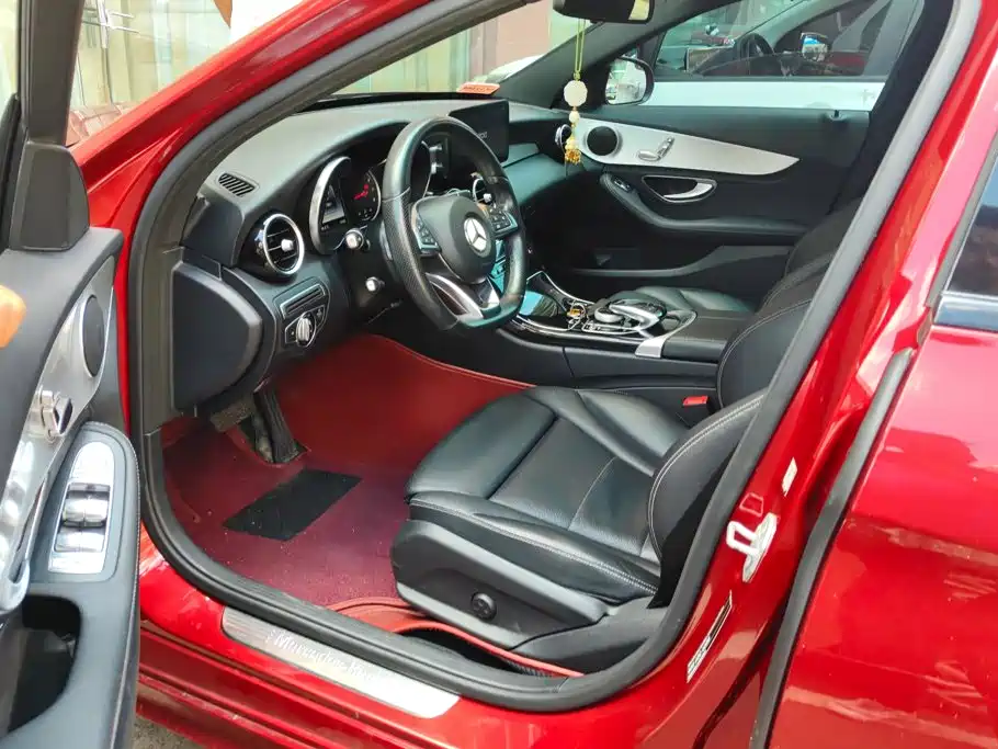 Mercedes-Benz C-Class — миниатюра 9