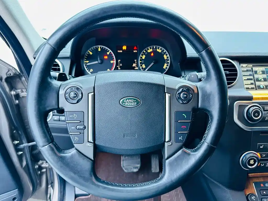 Land Rover Discovery — миниатюра 7