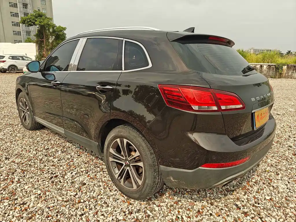 Borgward BX7 — миниатюра 7