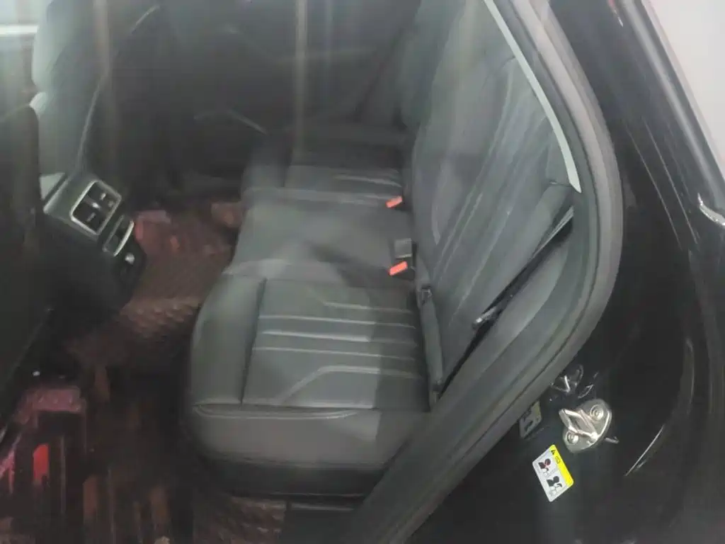 Audi Q5L — миниатюра 17
