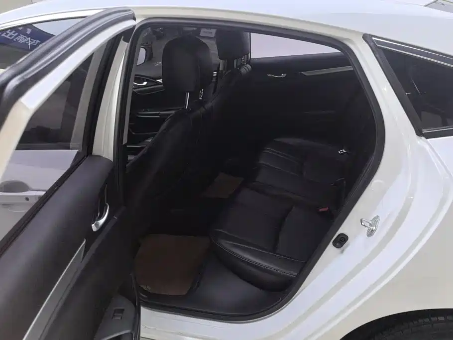 Honda Civic — миниатюра 11