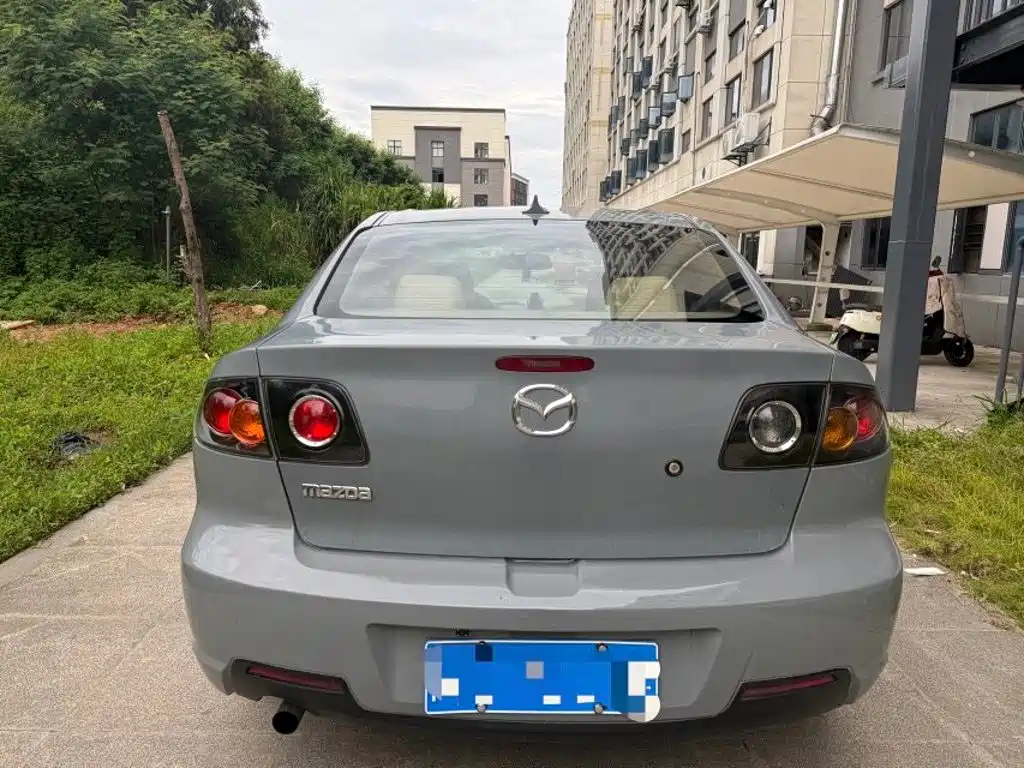 Mazda 3 — миниатюра 5