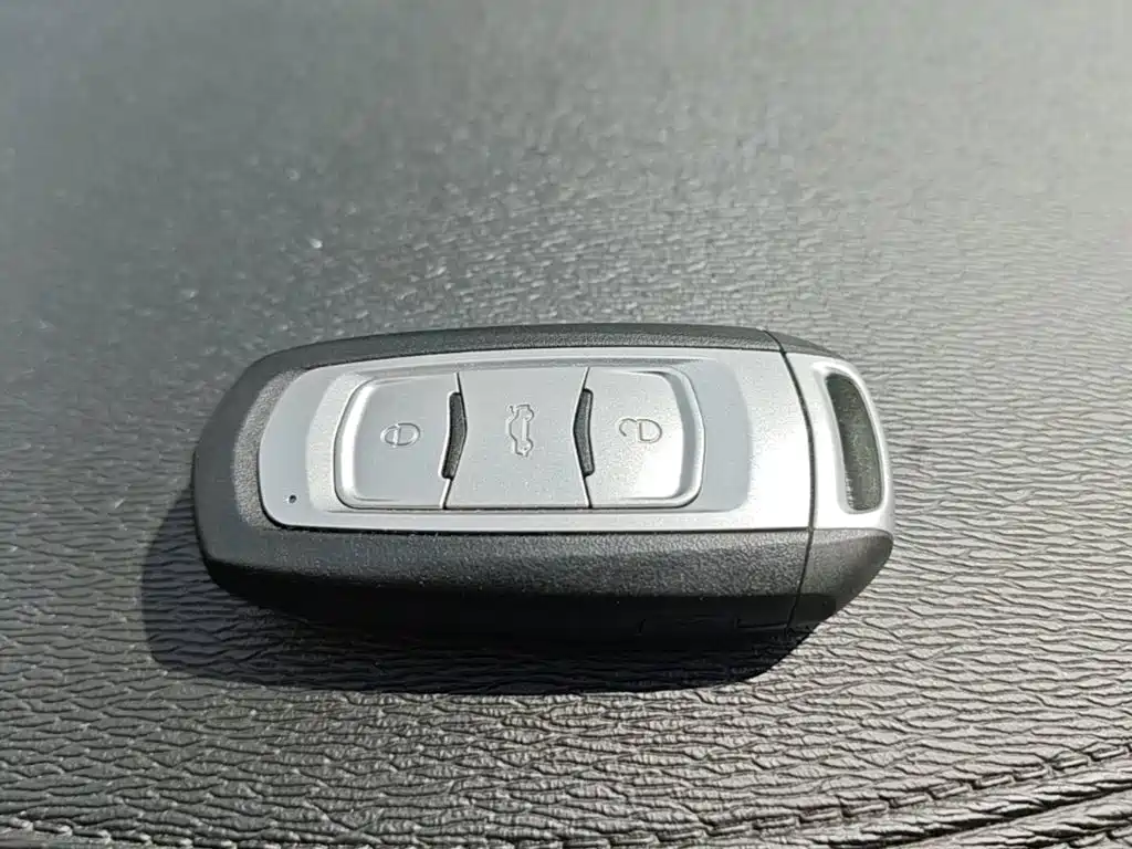 Geely Vision — миниатюра 13