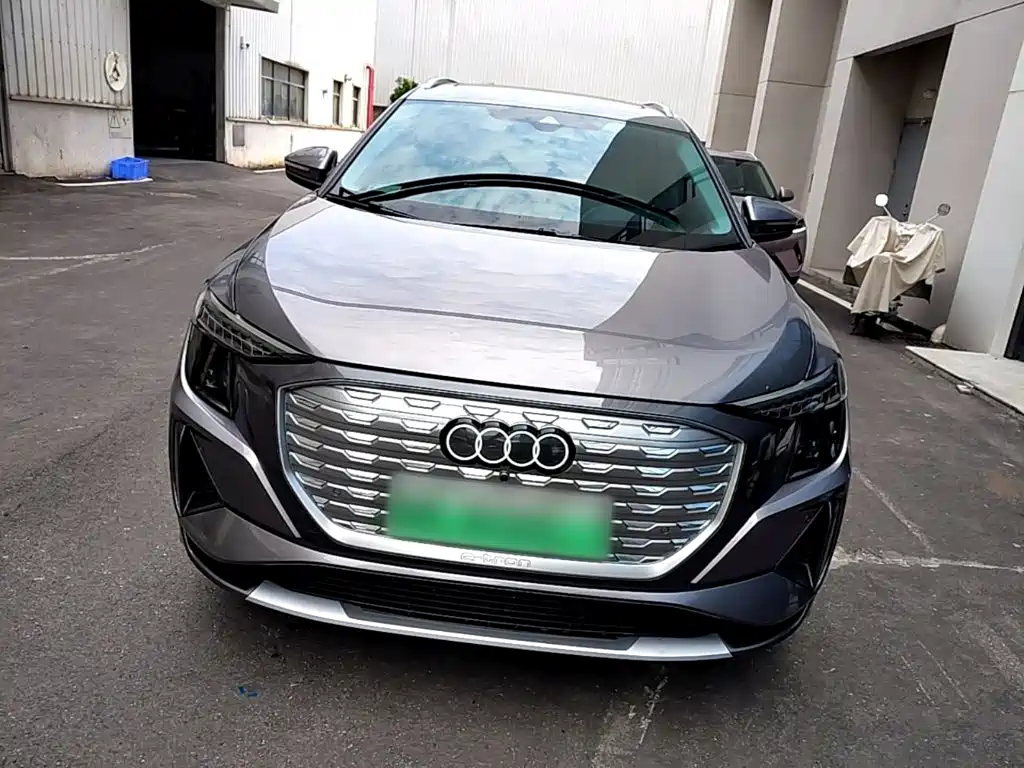 Audi Q5 e-tron — миниатюра 3