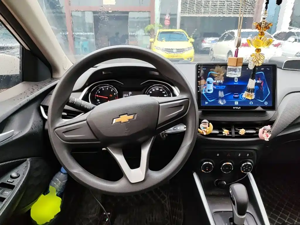 Chevrolet Cavalier — миниатюра 11