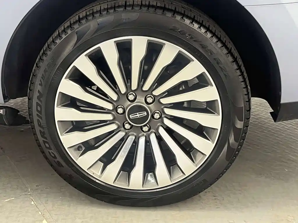 Lincoln Navigator — миниатюра 12