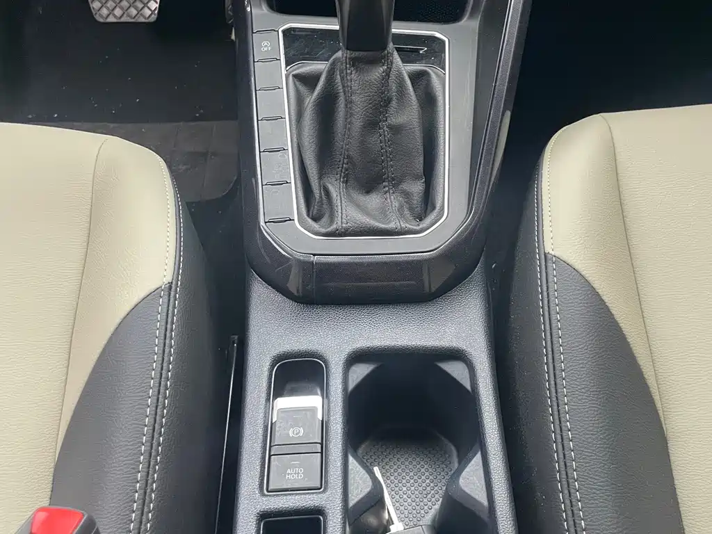 Volkswagen Lavida — миниатюра 11