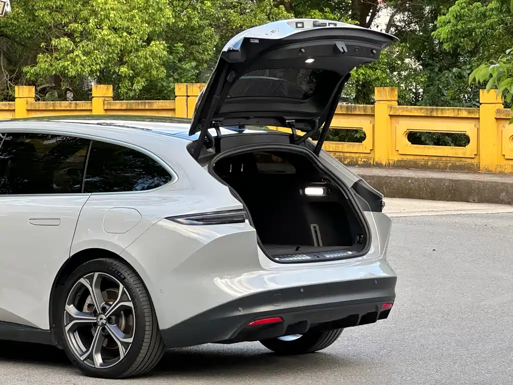 NIO ET5T — миниатюра 5