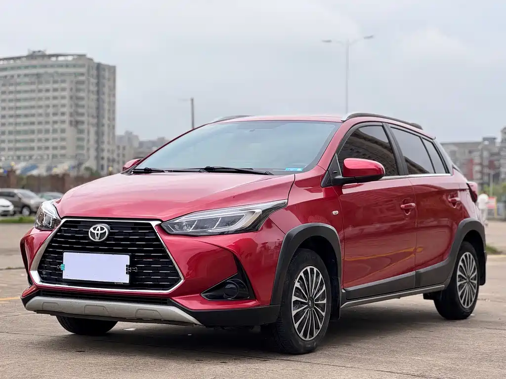 Toyota Yaris L 2022
