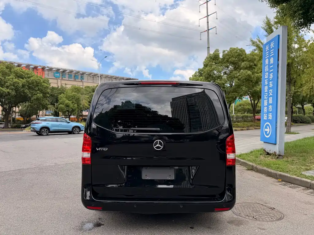 Mercedes-Benz Vito — миниатюра 5