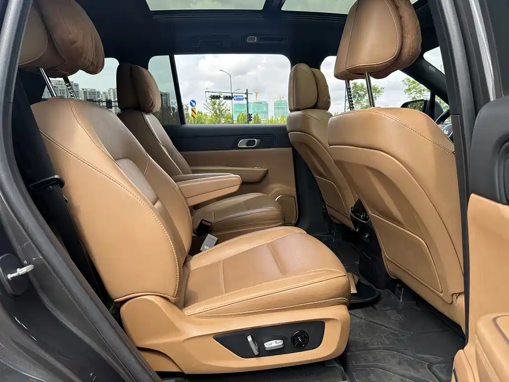 Li Auto Li ONE — миниатюра 13