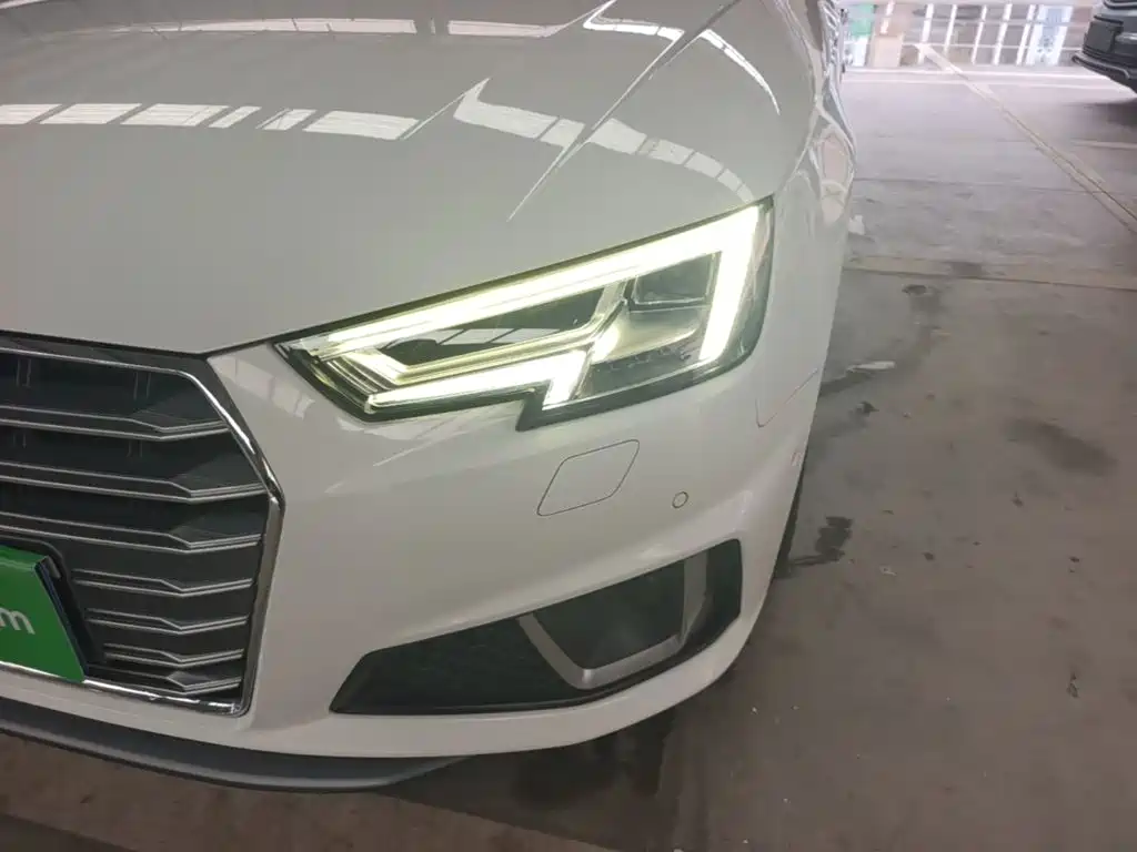 Audi A4L — миниатюра 24