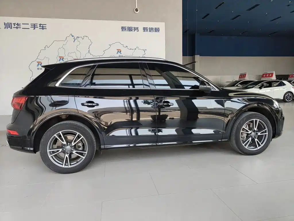 Audi Q5L — миниатюра 3