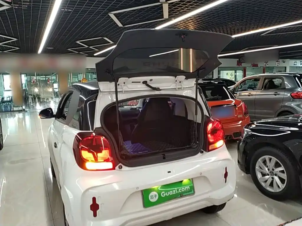Roewe Clever — миниатюра 19