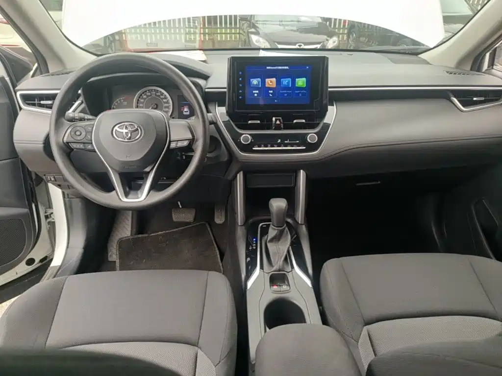 Toyota Frontlander — миниатюра 10