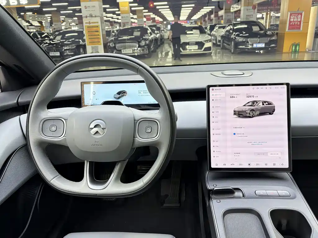 NIO ET5T — миниатюра 12