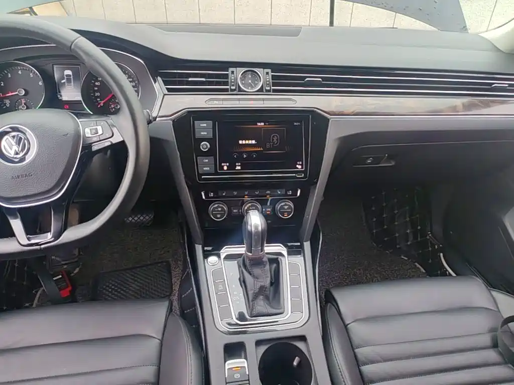 Volkswagen Magotan — миниатюра 13