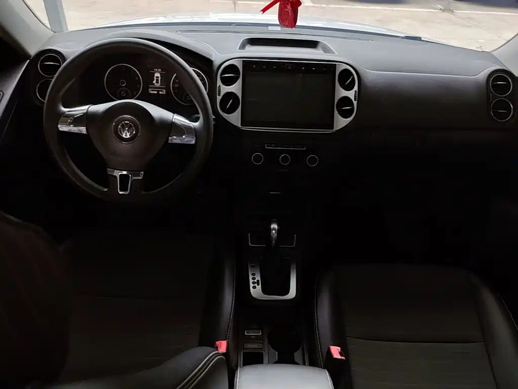 Volkswagen Tiguan — миниатюра 10