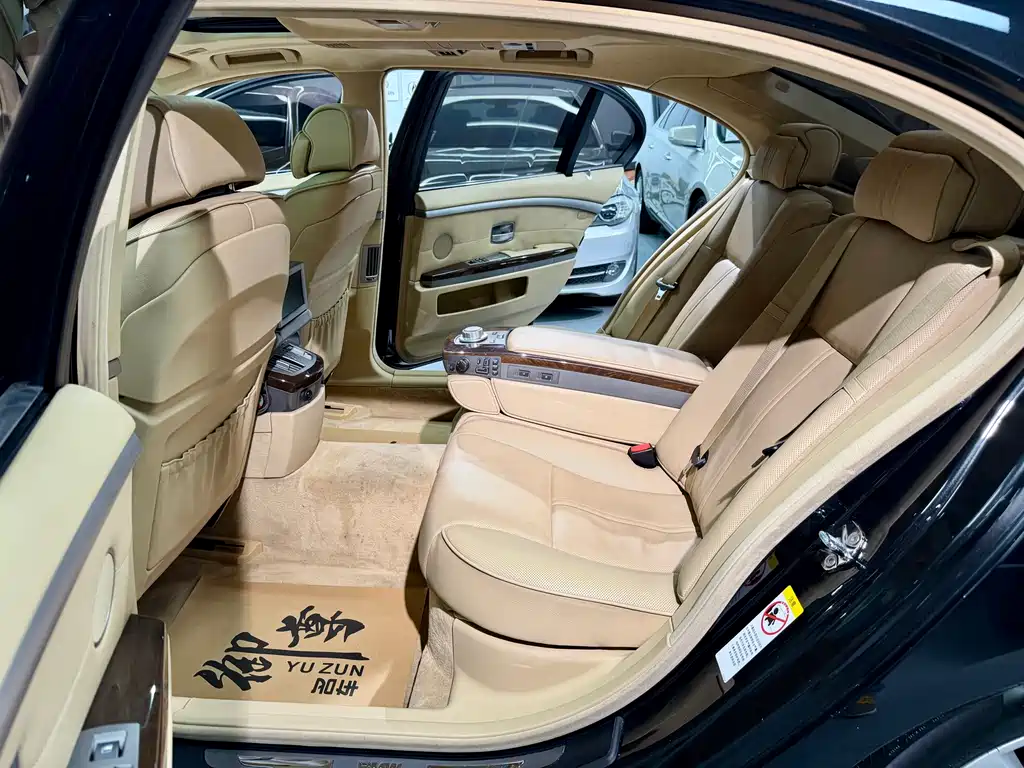 BMW 7 Series 2007