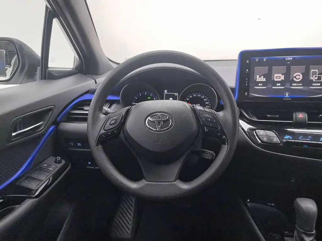 Toyota IZOA — миниатюра 11