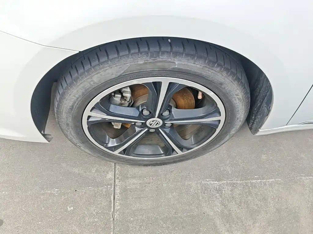 MG MG6 — миниатюра 23