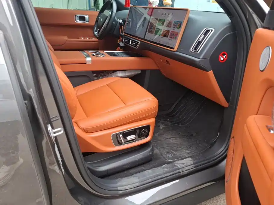 Li Auto Li L8 — миниатюра 8