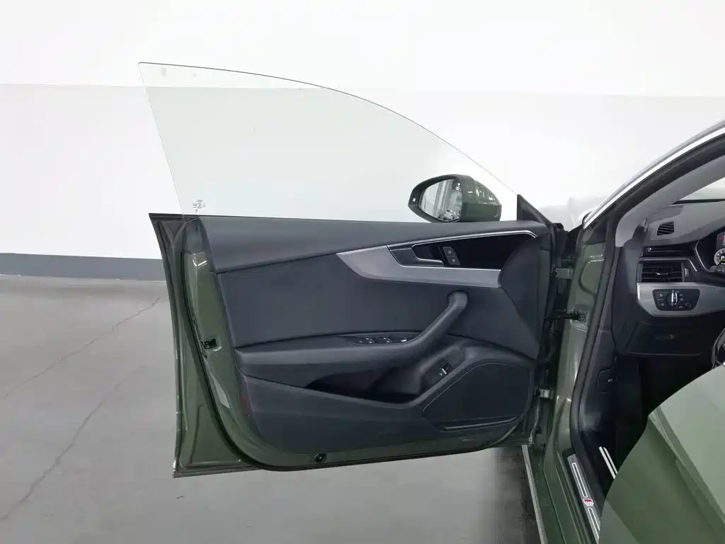 Audi A5 (Import) — миниатюра 8