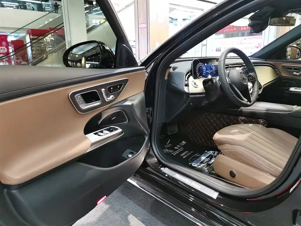 Mercedes-Benz E-Class E 2024 E 300 L Fashion