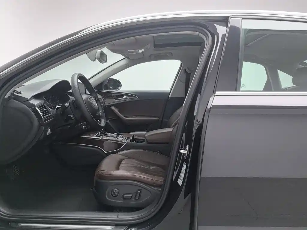 Audi A6L — миниатюра 10