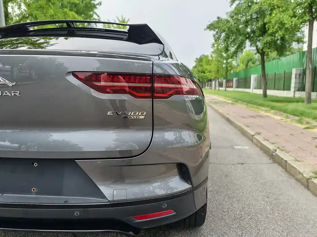 Jaguar I-Pace — фотографии объявления, Фото 27