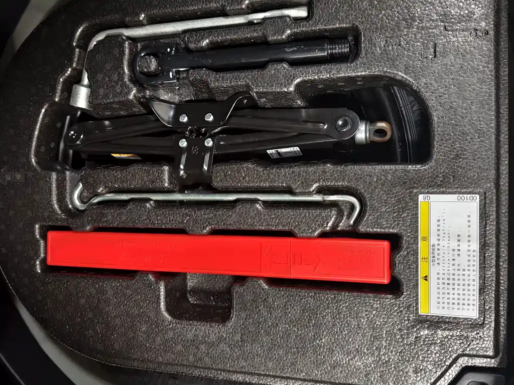 Toyota Frontlander — миниатюра 17