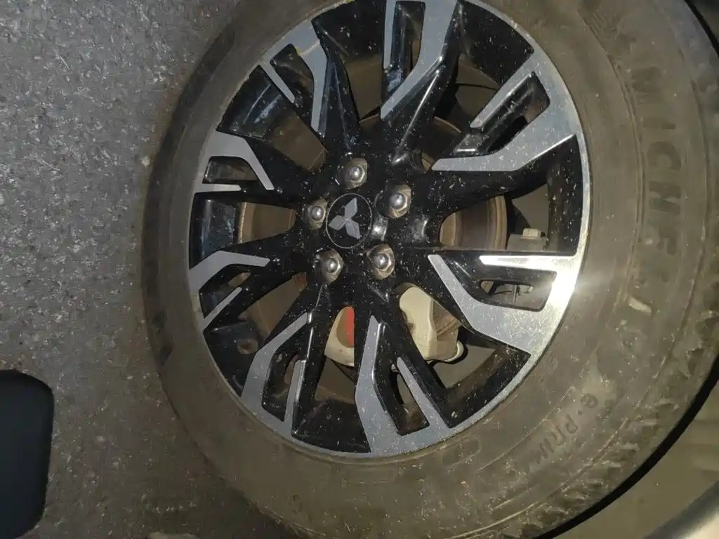 Mitsubishi Outlander — миниатюра 25
