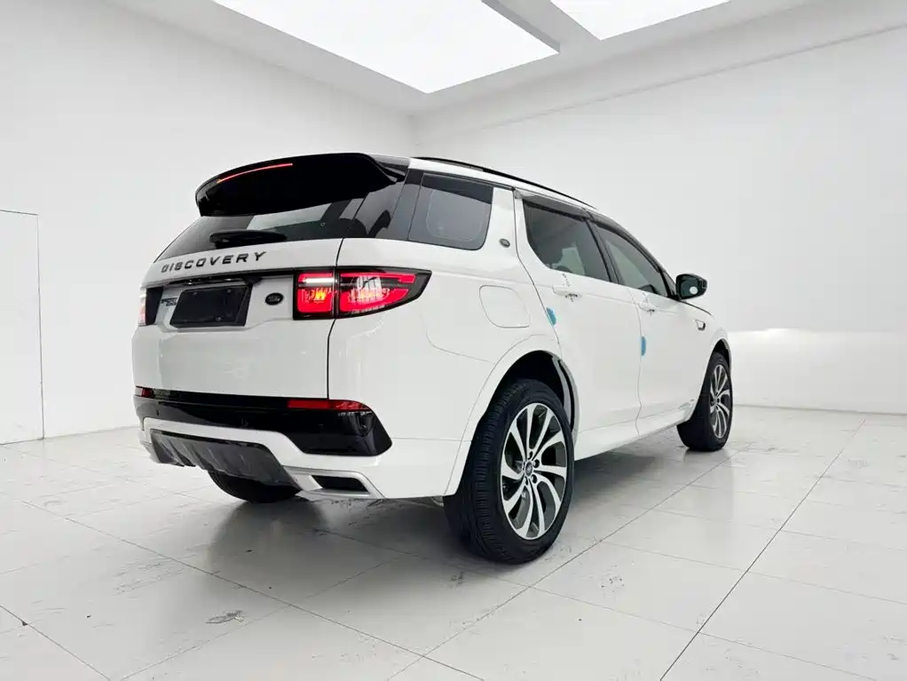 Land Rover Discovery Sport — миниатюра 8