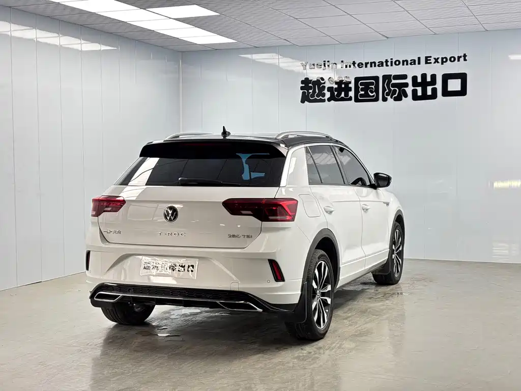 Volkswagen T-Roc — миниатюра 10