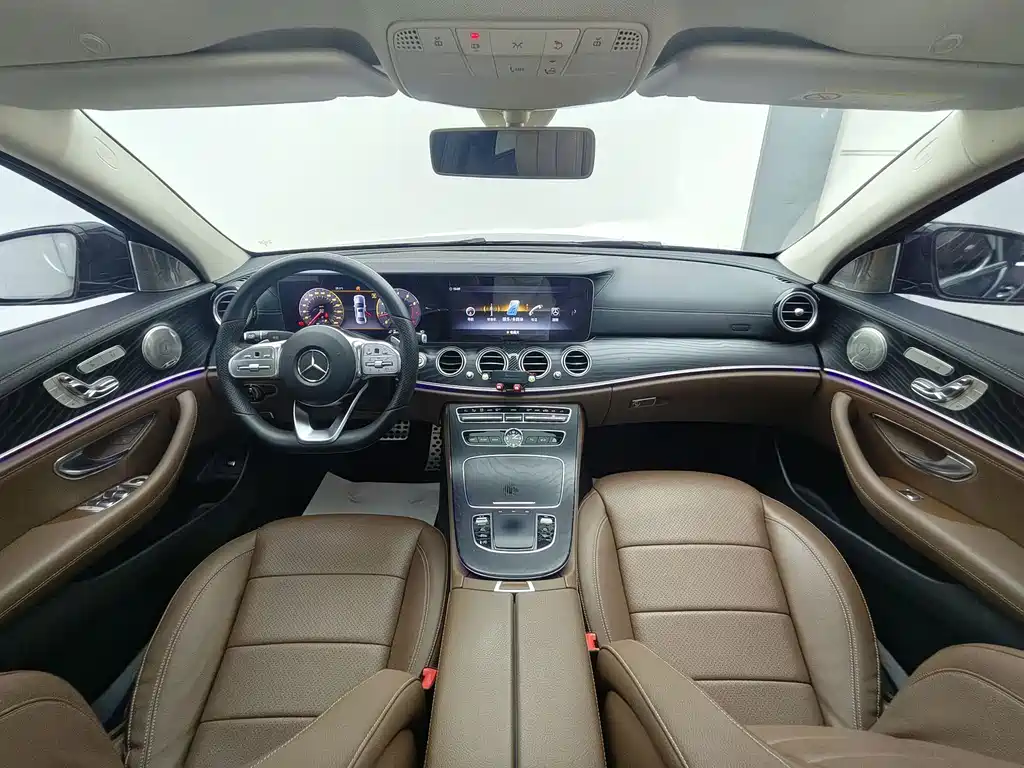 Mercedes-Benz E-Class — миниатюра 25