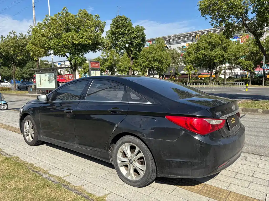 Hyundai Sonata — миниатюра 7