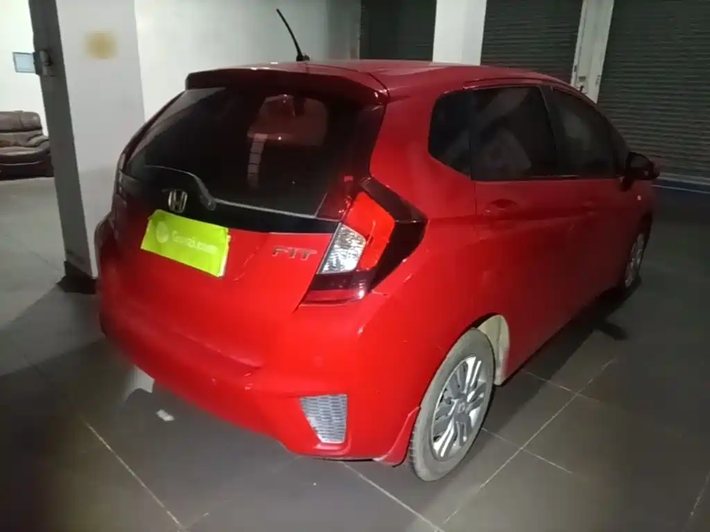 Honda Fit — миниатюра 7