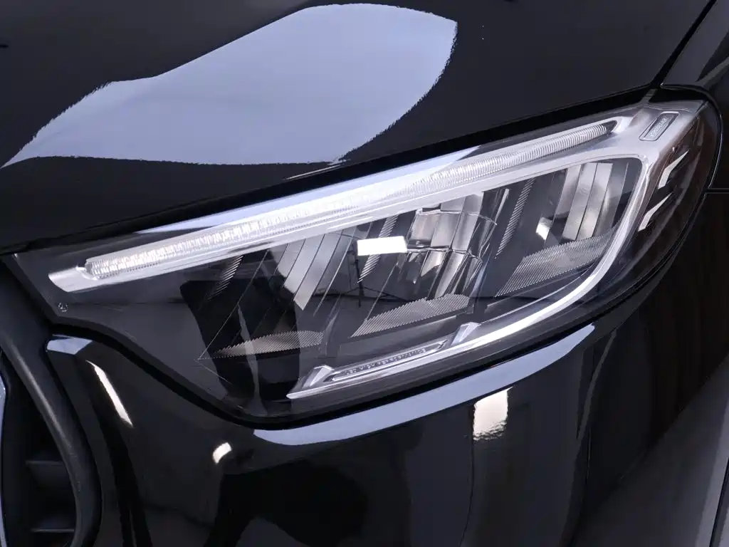 Mercedes-Benz GLC — миниатюра 4