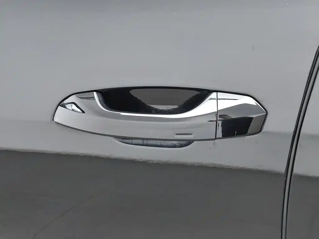 Audi A6L — миниатюра 18